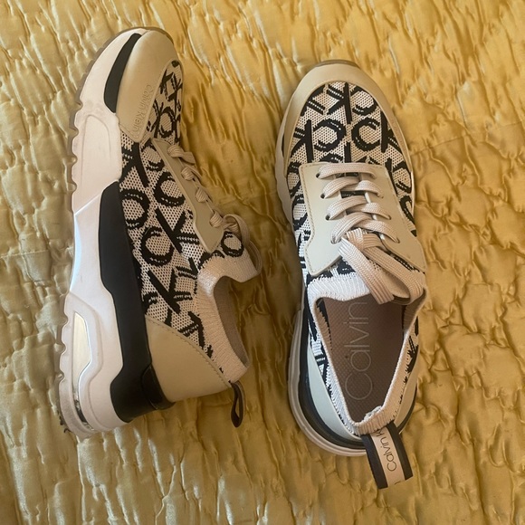 Calvin Klein monogram sneakers CK letter beige black - Picture 9 of 11